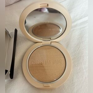 Dior Forever Couture Luminizer intense highlighting powder